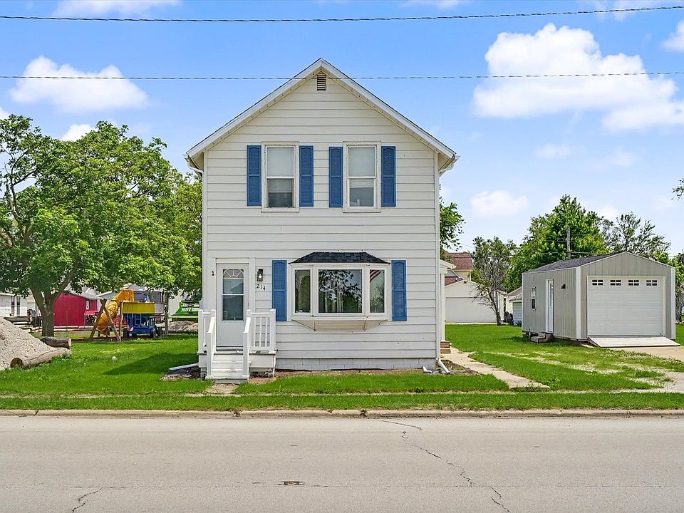 1st image of 214 S Railroad Ave