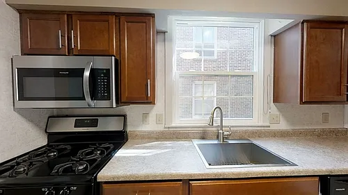 2937 Monroe St #1 — Photo 7