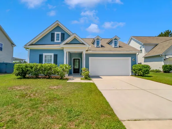 224 Sugarhouse Ct, Moncks Corner, SC 29461