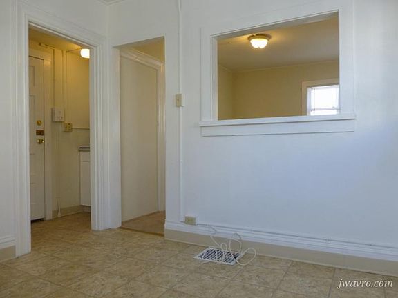 2nd image of 2906 Van Ness Ave #5