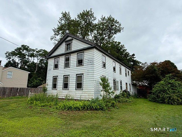 2nd image of 546 Main Street