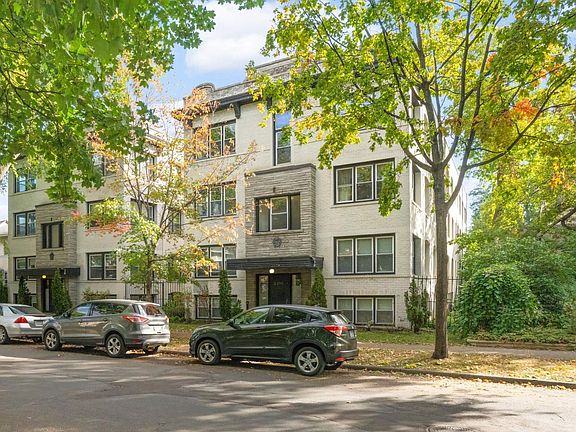 3rd image of 2315 Irving Ave S APT 8
