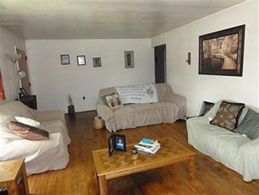3rd image of 303 Herbster St