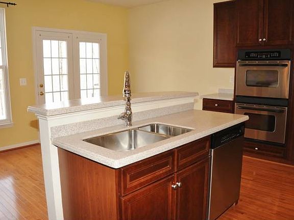 Kitchen 3