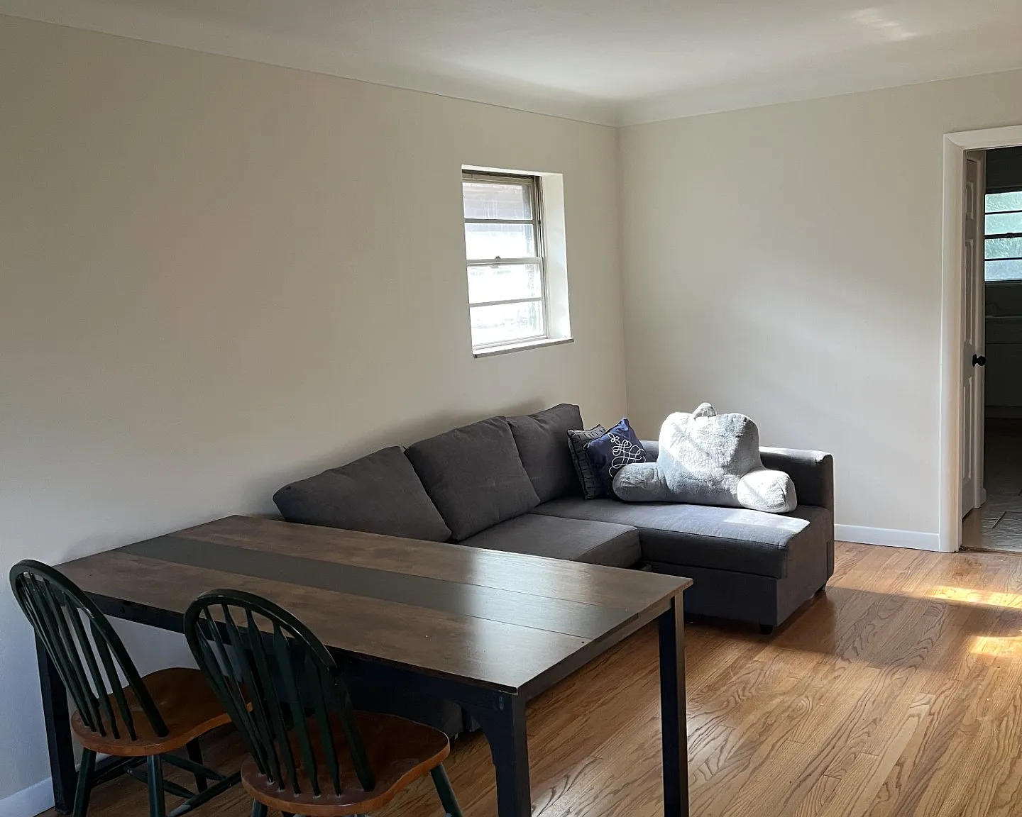 2 bed, 1200 sqft, $1,850 — Photo 2