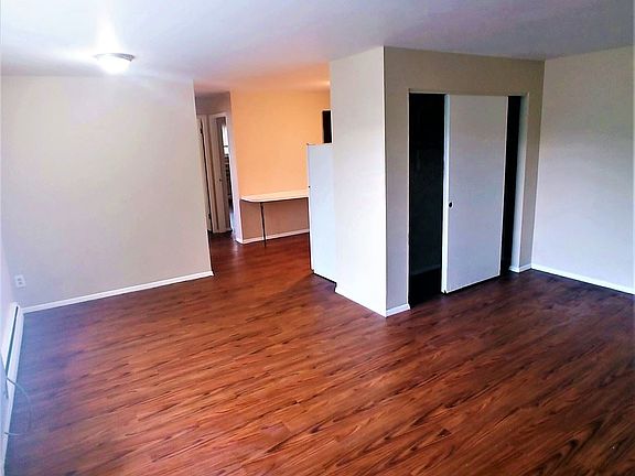 2nd image of 3009 Westwood Northern Blvd APT 10