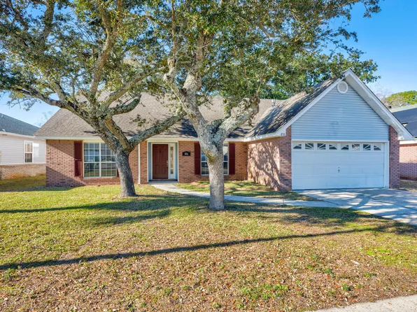 856 Mande Ct, Shalimar, FL 32579