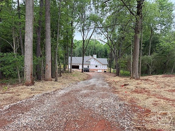 2nd image of 105 Carlan Road