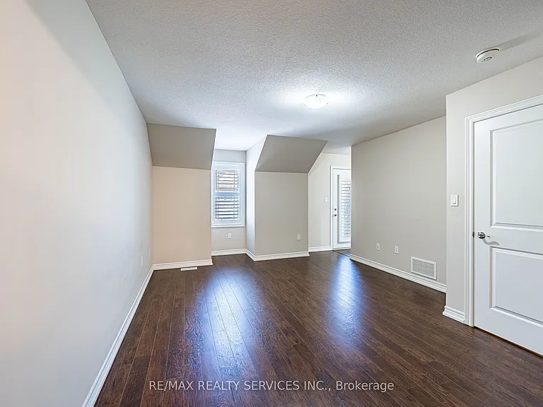 43 Sonoma Valley Cres — Photo 23