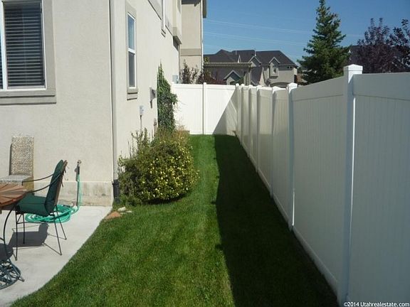 3rd image of 1577 W Wyngate Park Dr
