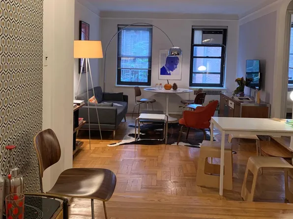 155 West 71st Street image 3 of 15