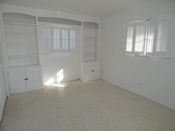 3rd image of 1609 Larchwood Dr