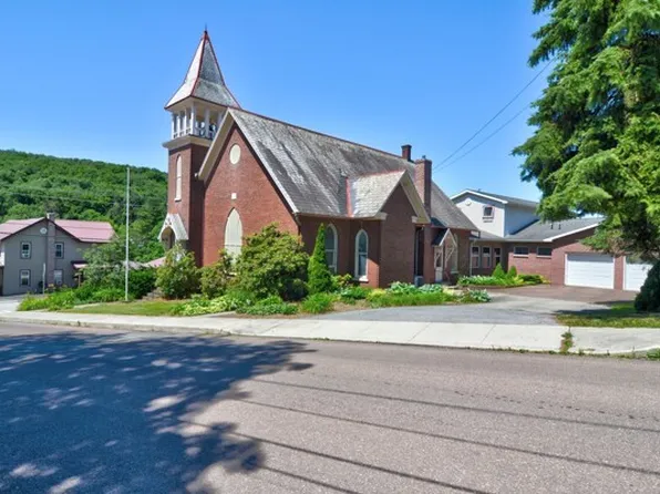 501 Bridge St, Shanksville, PA 15560