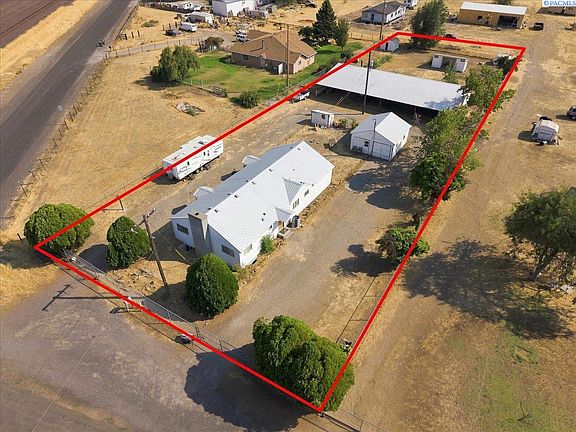 4th image of 225209 E Main St