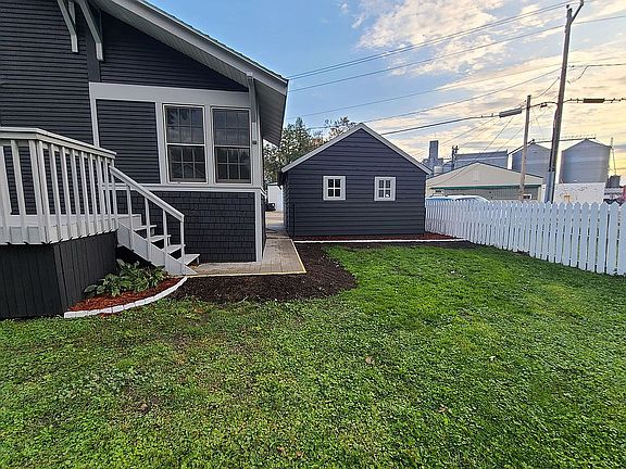 5th image of this home