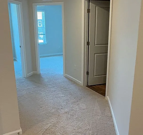 330 Locust Run Dr — Photo 10