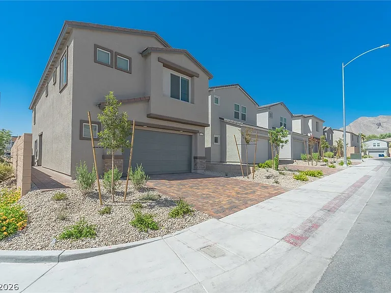 9927 Kimura Hills Ave — Photo 3