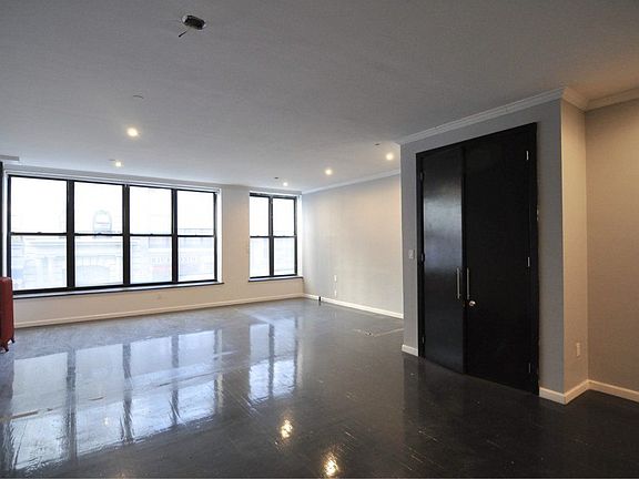 2nd image of 154 W 27th St Rm 2W