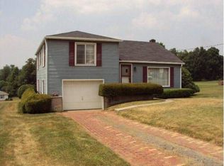 2447 William Penn Ave, Johnstown, PA 15909