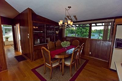 5th image of 5611 Seward Ct
