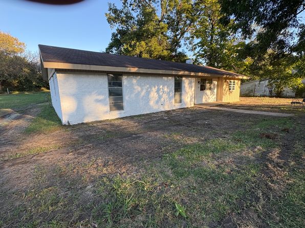 110 N Brackett St #3