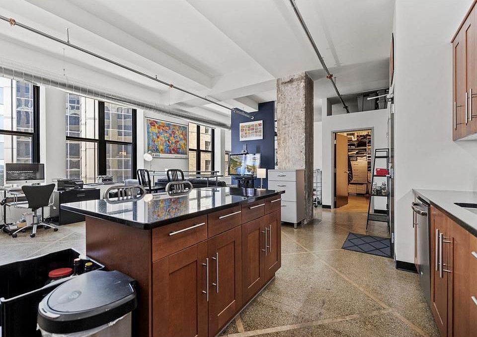 1st image of 350 Saint Peter St Unit 707