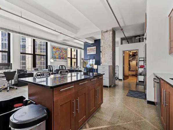 350 Saint Peter St, Saint Paul, MN