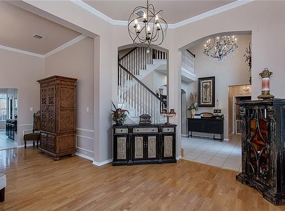4th image of 1418 Cool Springs Dr