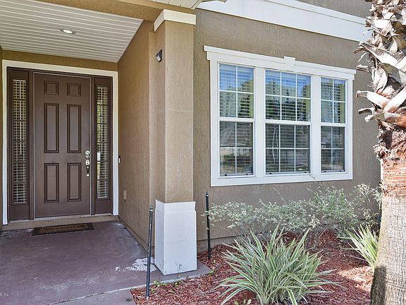 2nd image of 15852 Lexington Park Blvd