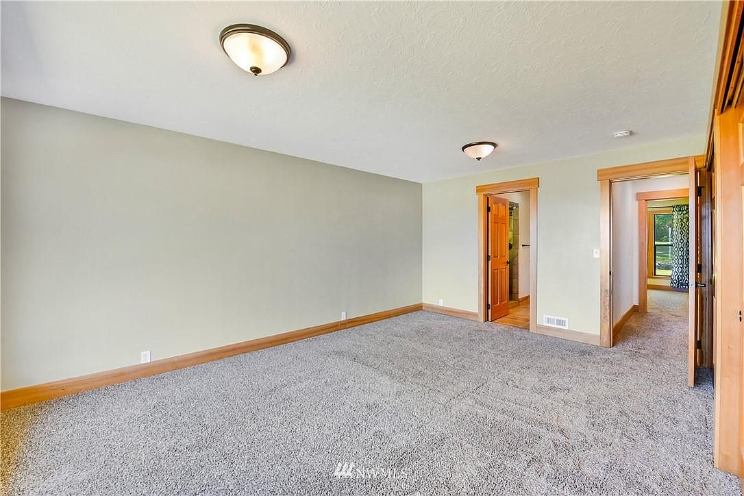 Oak Harbor, WA 98277