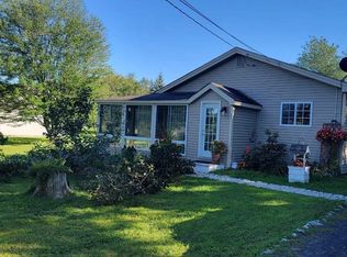 34 Tilley Dr, Swanton, VT 05488