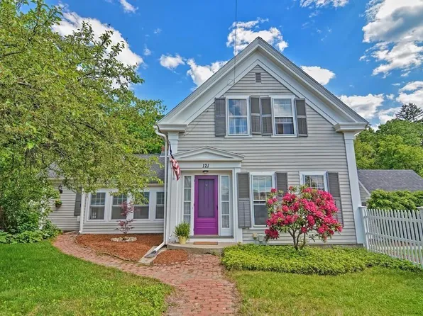 121 Main St, Hopkinton, MA 01748