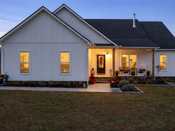 5th image of 249 Claypool Rd