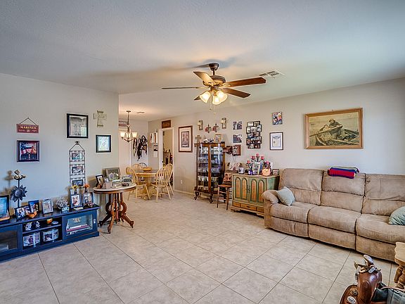 3rd image of 6674 E Fox Hollow Ln