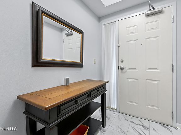2nd image of 2228 Beach Dr APT 1305