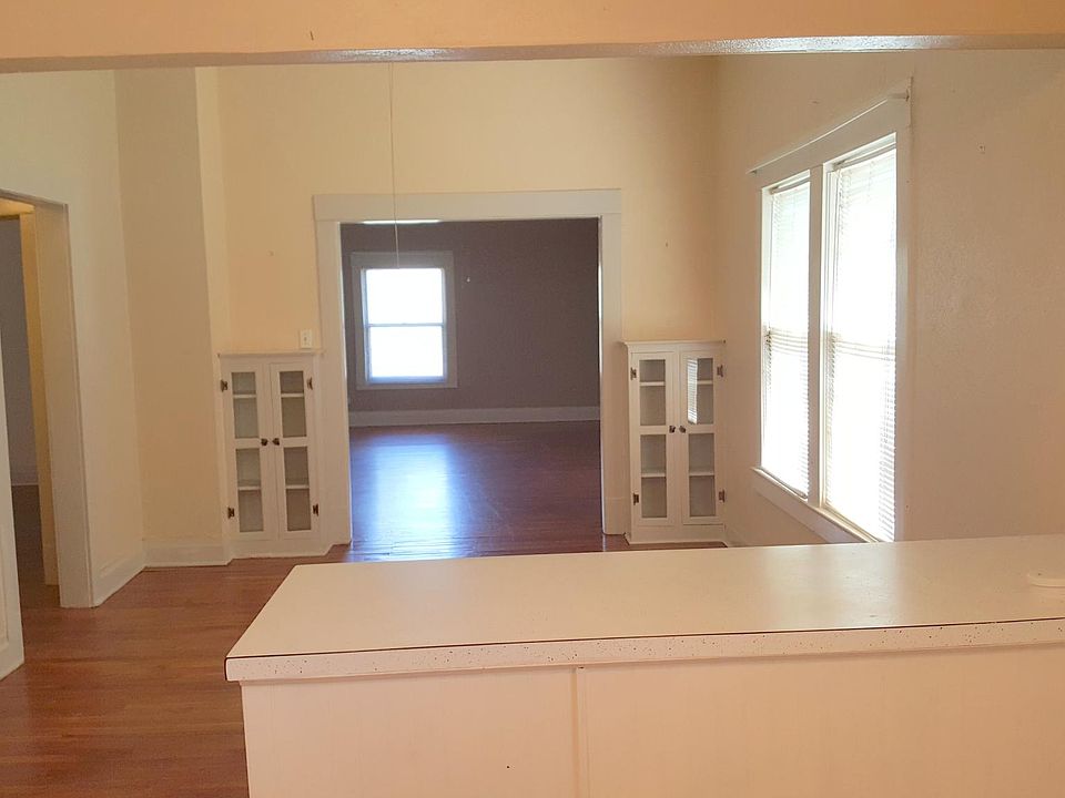 Dining Rm