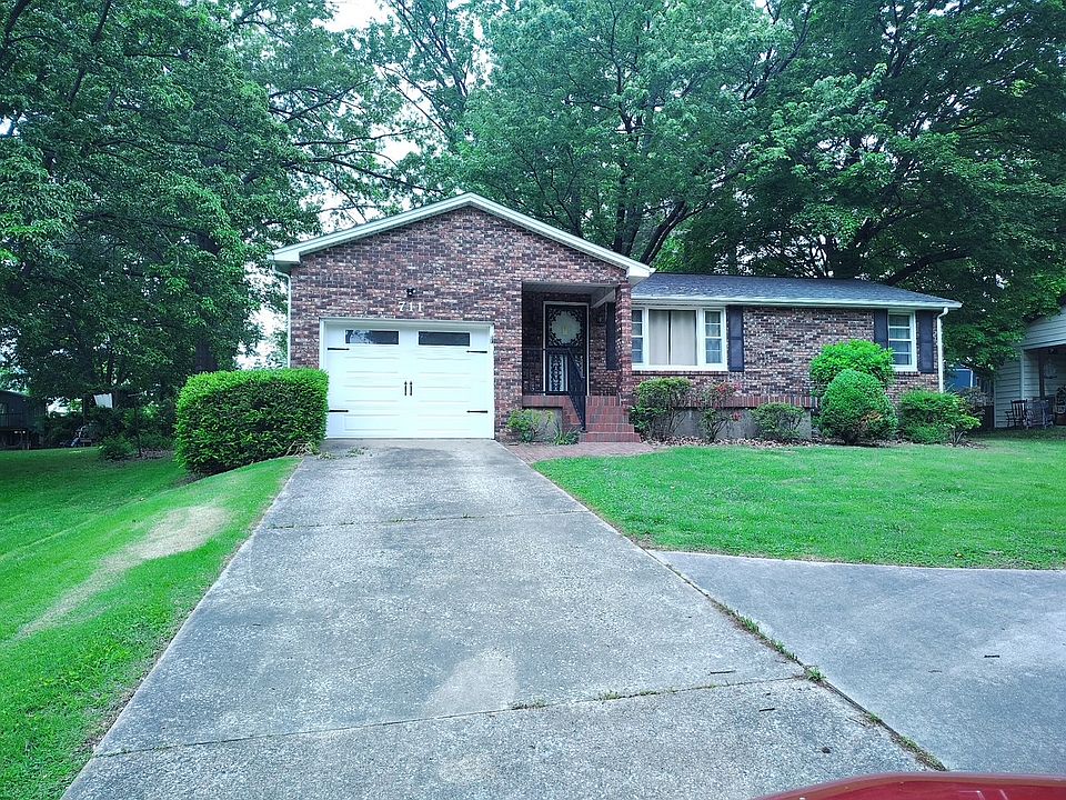 1st image of 711 E Rodney Dr
