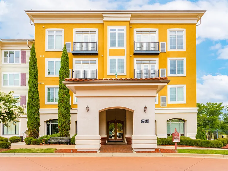 The Villagio — Photo 18