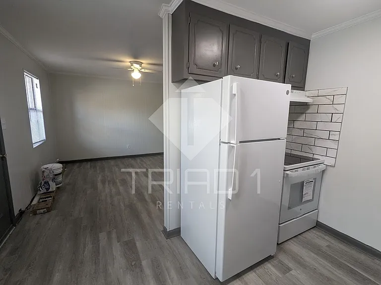 804 Meadow Ridge Ct — Photo 6