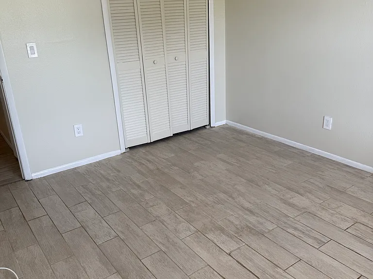 403 Banana Cay Dr — Photo 24