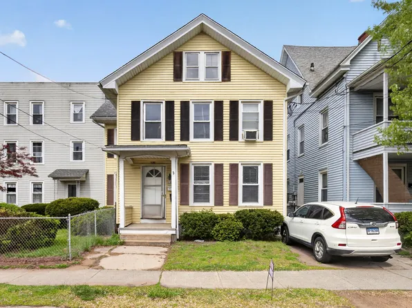 100 Washington St APT 1, Wallingford, CT 06492