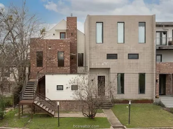 505 E 24th St, Bryan, TX 77803