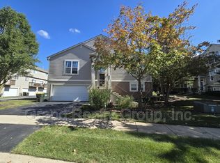 31633 Tallgrass Ct, McHenry, IL 60051