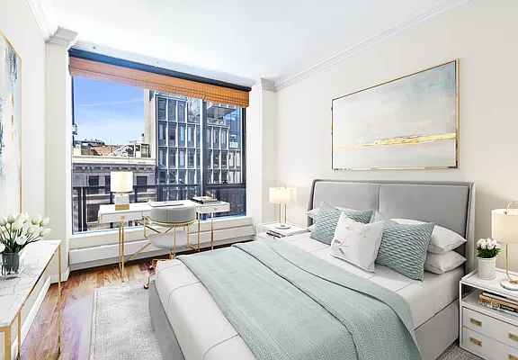 5th image of 255 Hudson St APT 7B