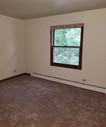 4th image of 909 Jefferson Ave APT 5