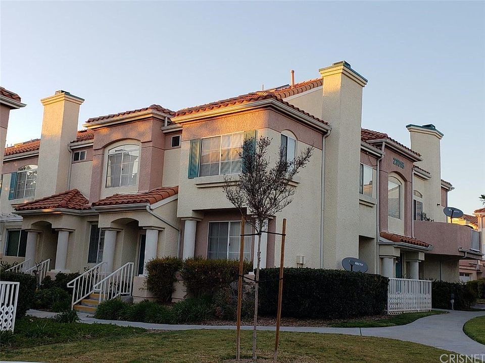 1st image of 27015 Karns Ct Unit 1108