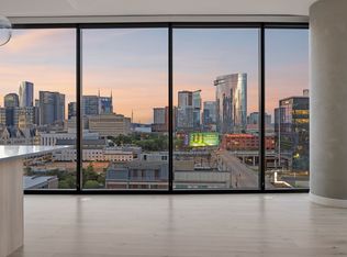 1212 Demonbreun St #815, Nashville, TN 37203