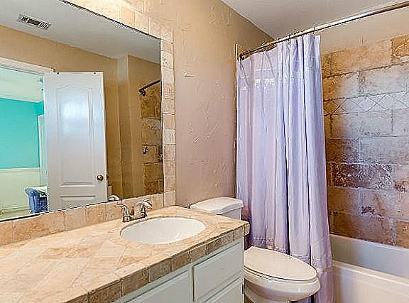 4th image of 102 Churchill Cir