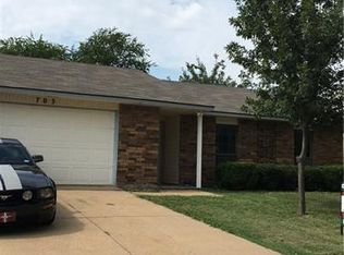 703 Wandering Way Dr, Allen, TX 75002