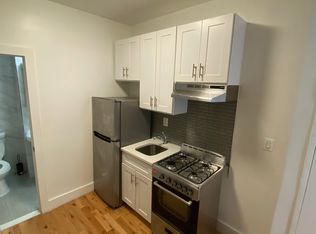 442 W 54th St APT 5, New York, NY 10019